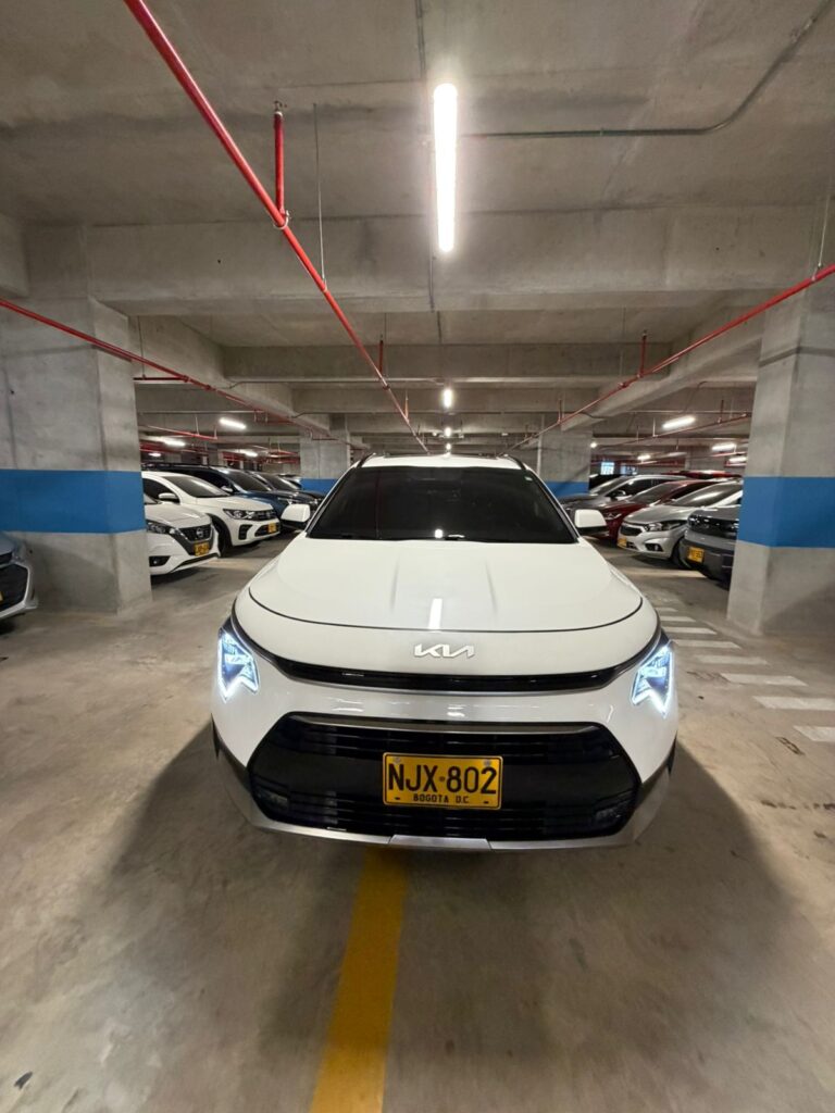 KIA NIRO HIBRIDO HEV ZENITH AT 2025