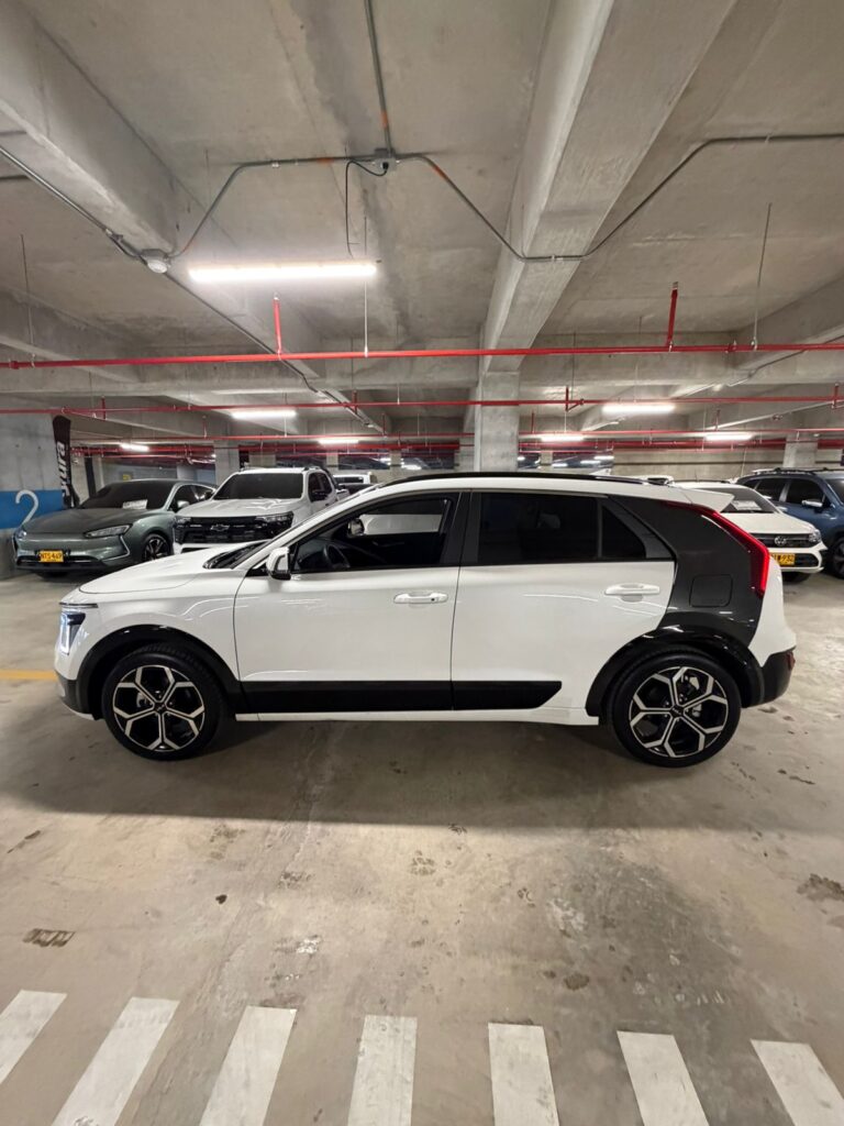KIA NIRO HIBRIDO HEV ZENITH AT 2025