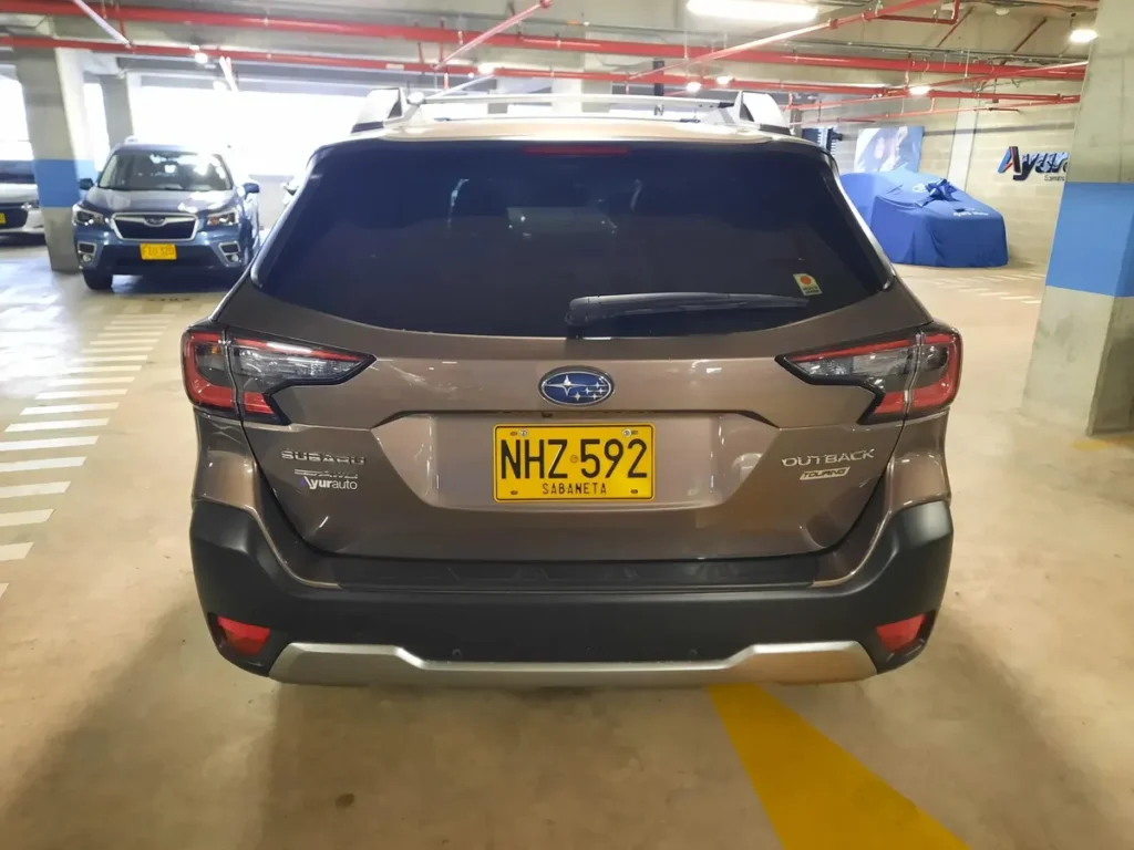 SUBARU OUTBACK TOURING 2024