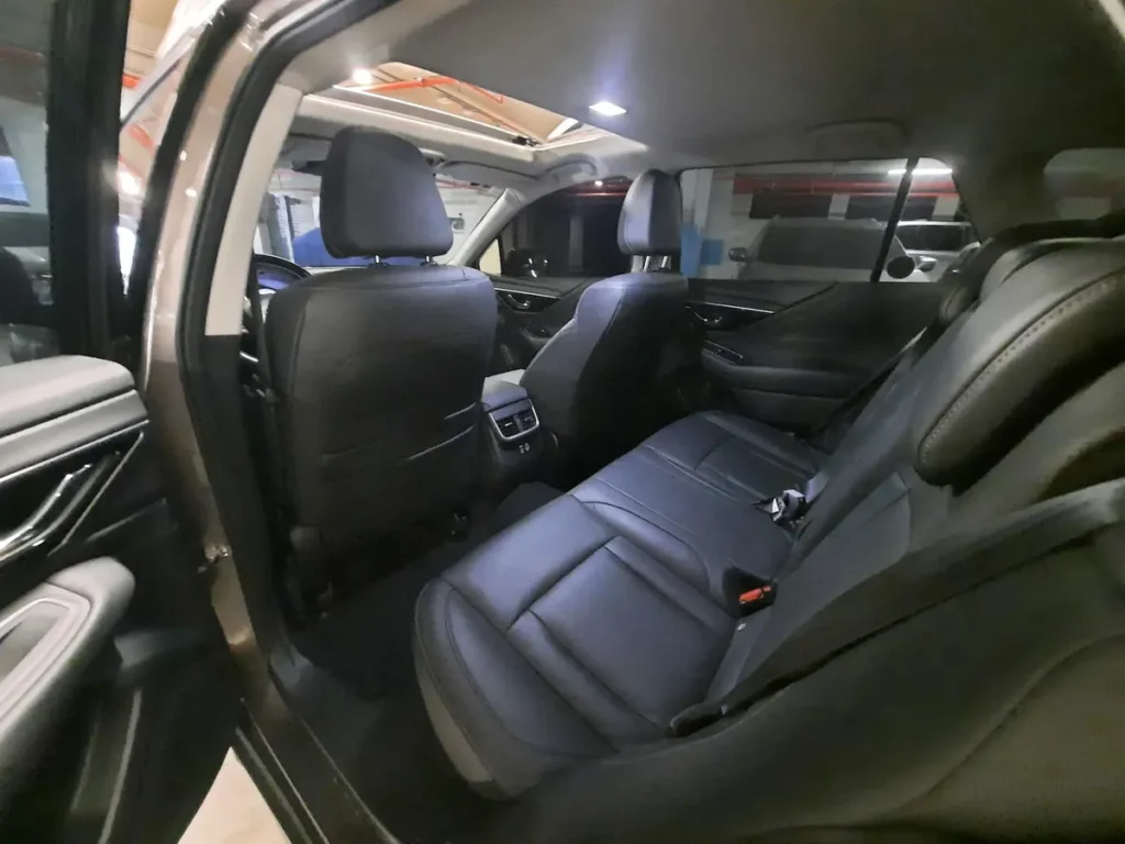 SUBARU OUTBACK TOURING 2024