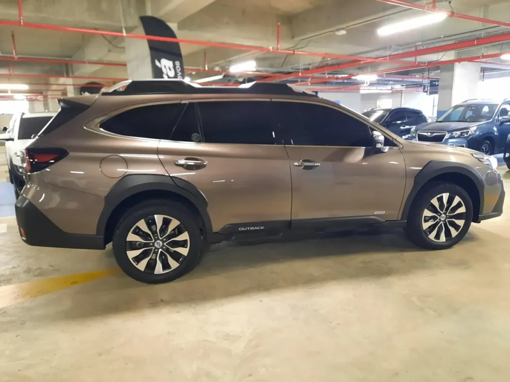 SUBARU OUTBACK TOURING 2024