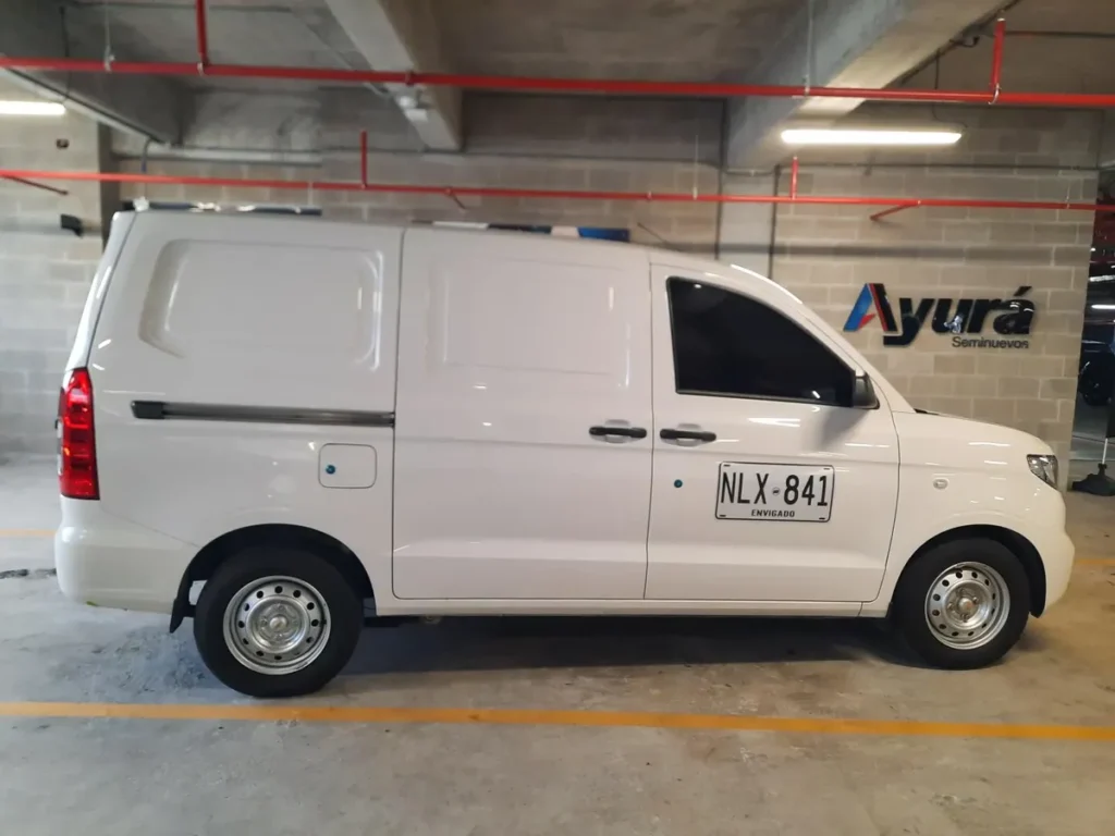 CHEVROLET N400 2025