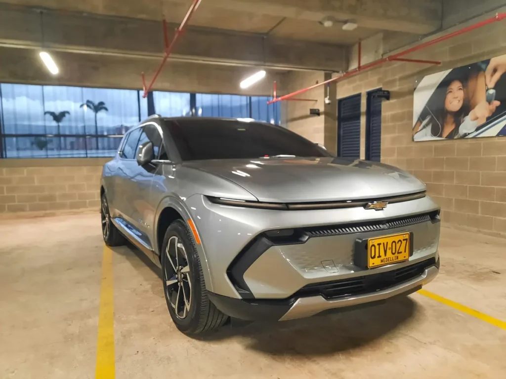 CHEVROLET EQUINOX EV AWD 2025