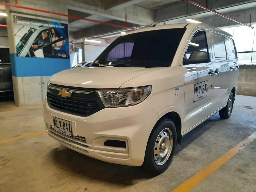 CHEVROLET N400 2025